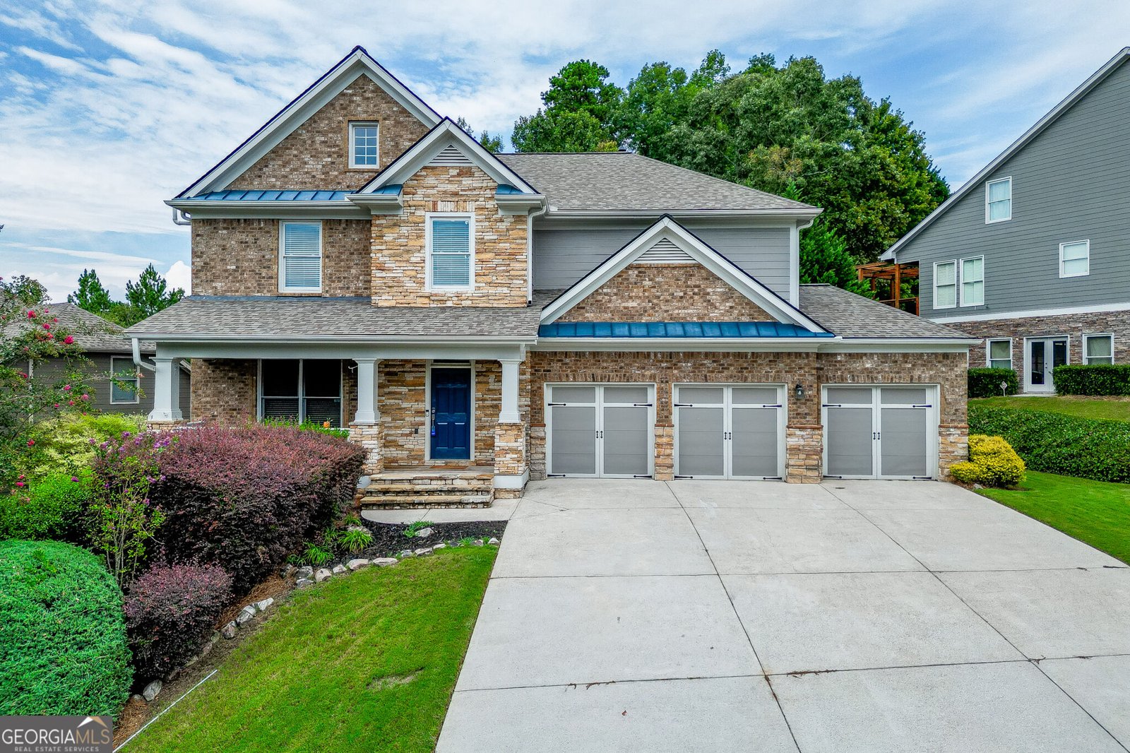 7563 Brookstone Circle Flowery Branch - main photo