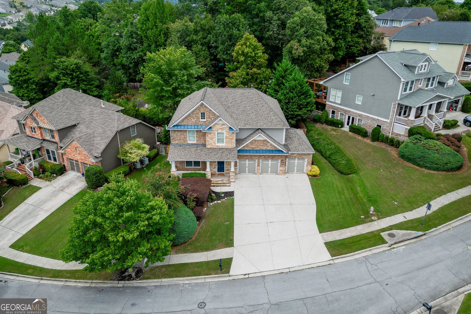 7563 Brookstone Circle Flowery Branch - Photo 68