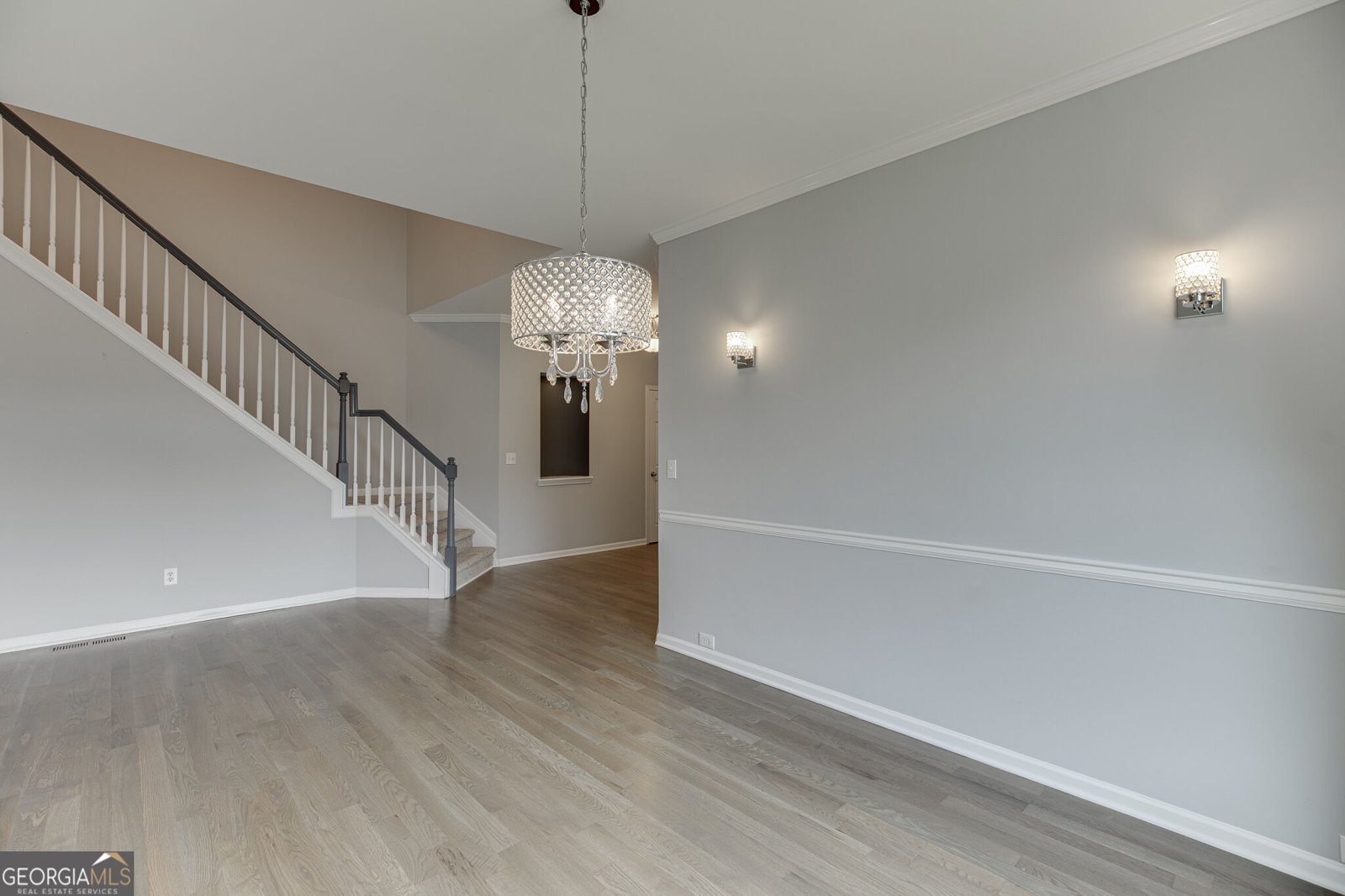 7563 Brookstone Circle Flowery Branch - Photo 9