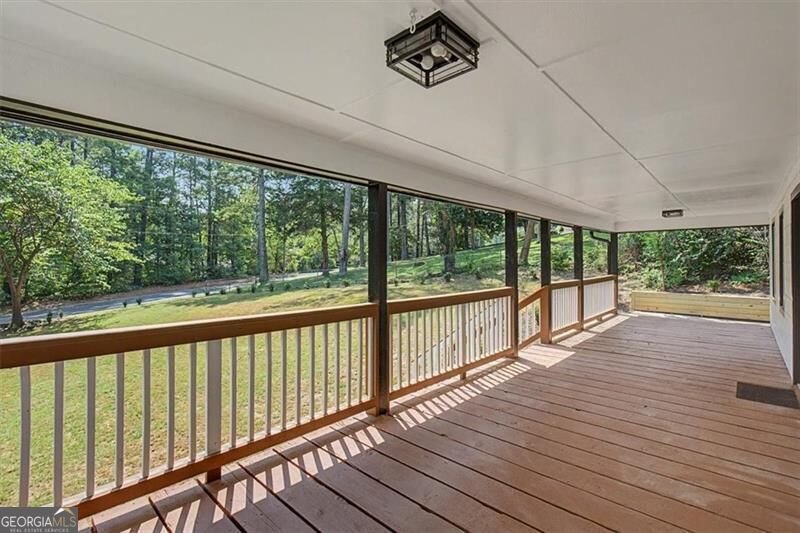 1741 Lucy Drive Kennesaw - Photo 7