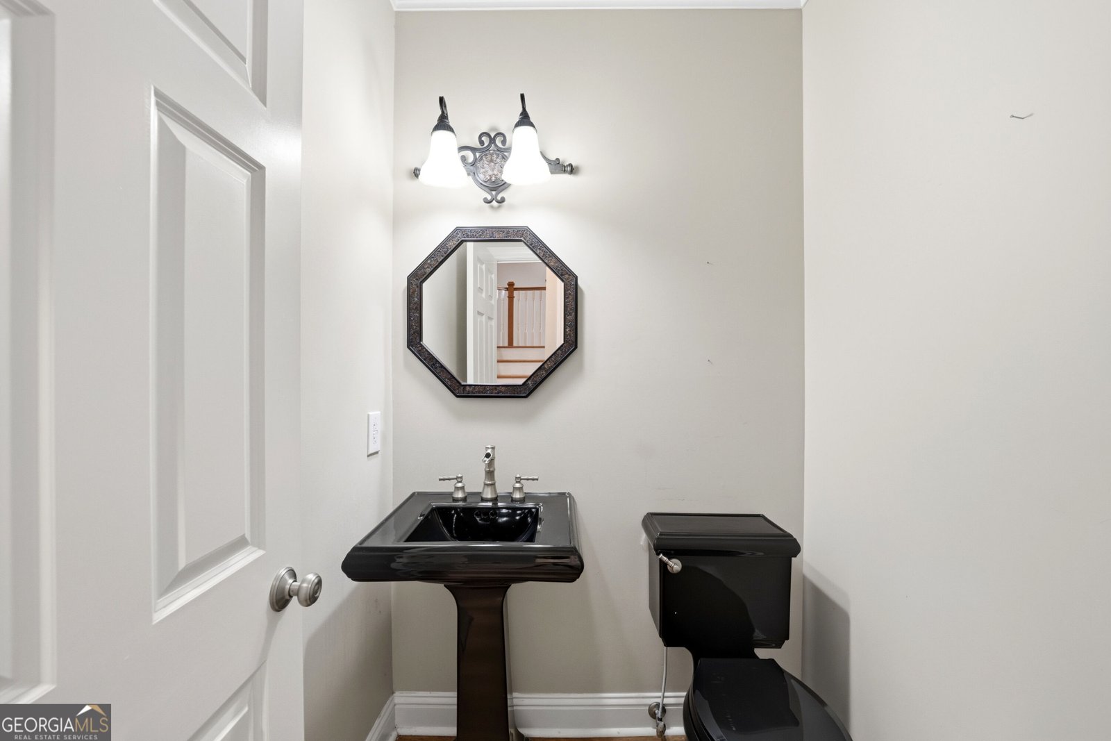 214 Oakleaf Drive Macon - Photo 6