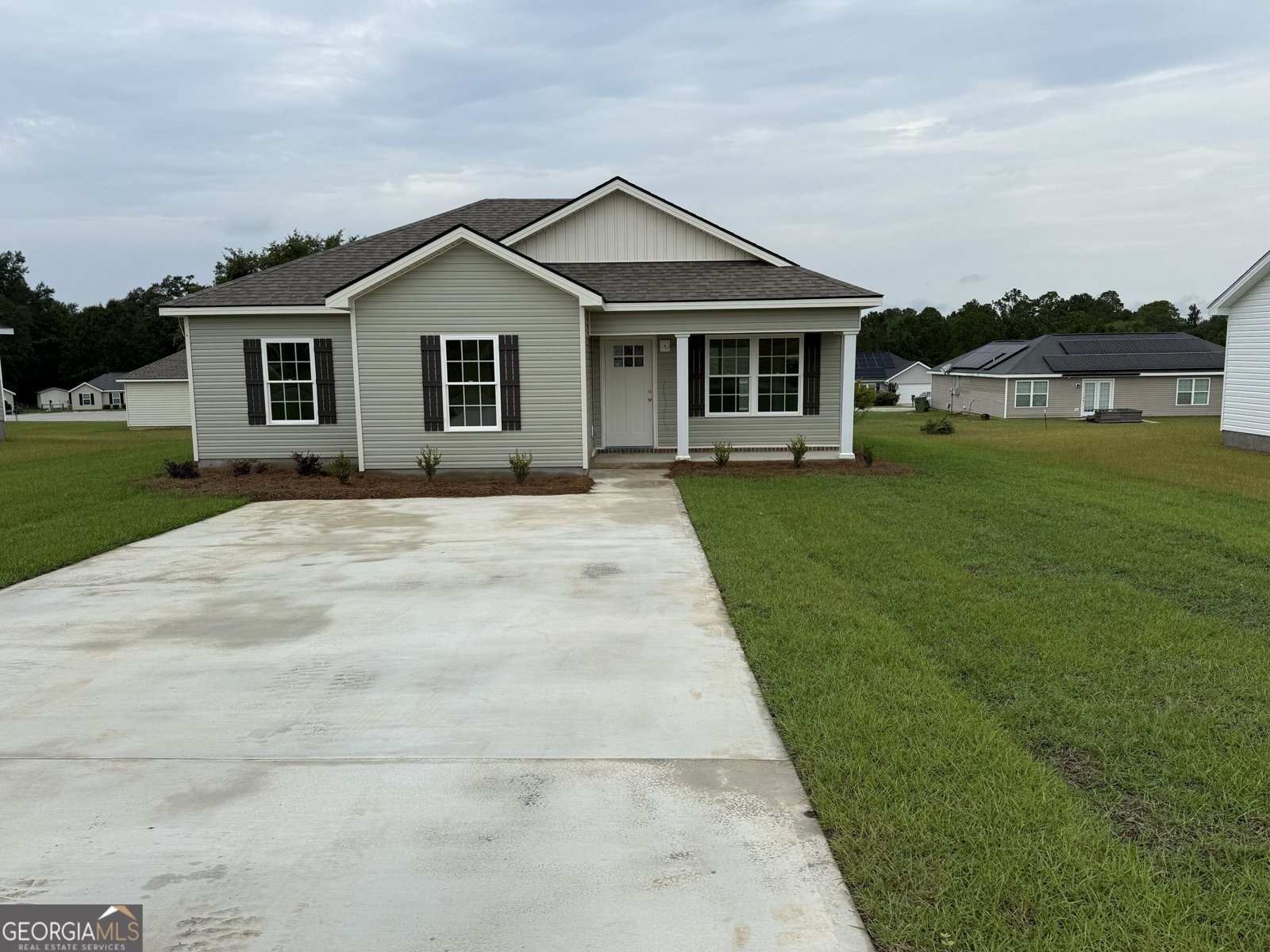 512 Nickies Way Statesboro - main photo
