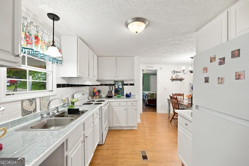222 Tommys Trail Forsyth - Photo 12