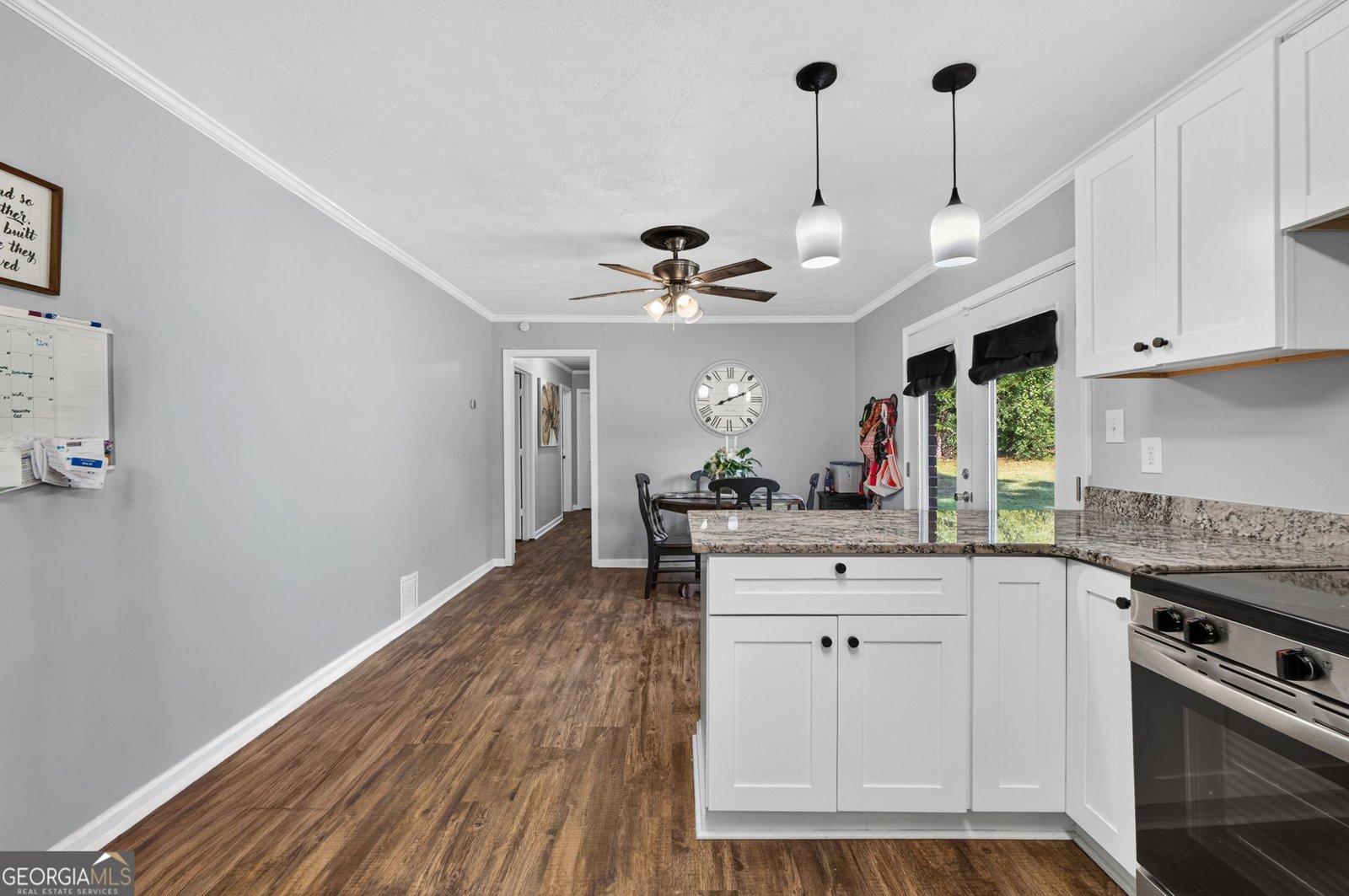 329 Dale Dr Griffin - Photo 8