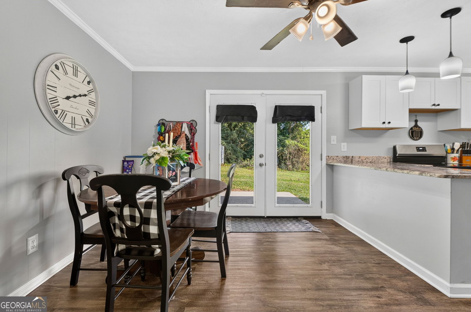 329 Dale Dr Griffin - Photo 9