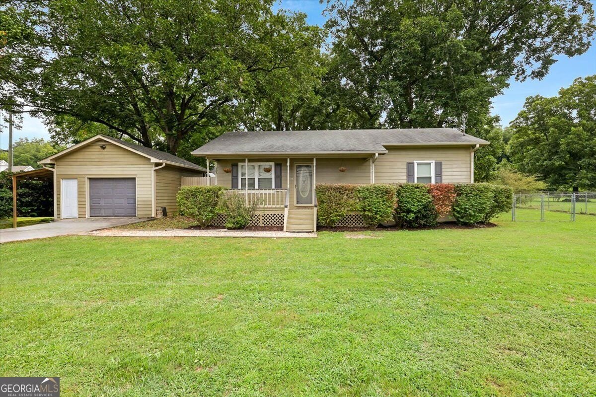 303 Main Street Adairsville - main photo