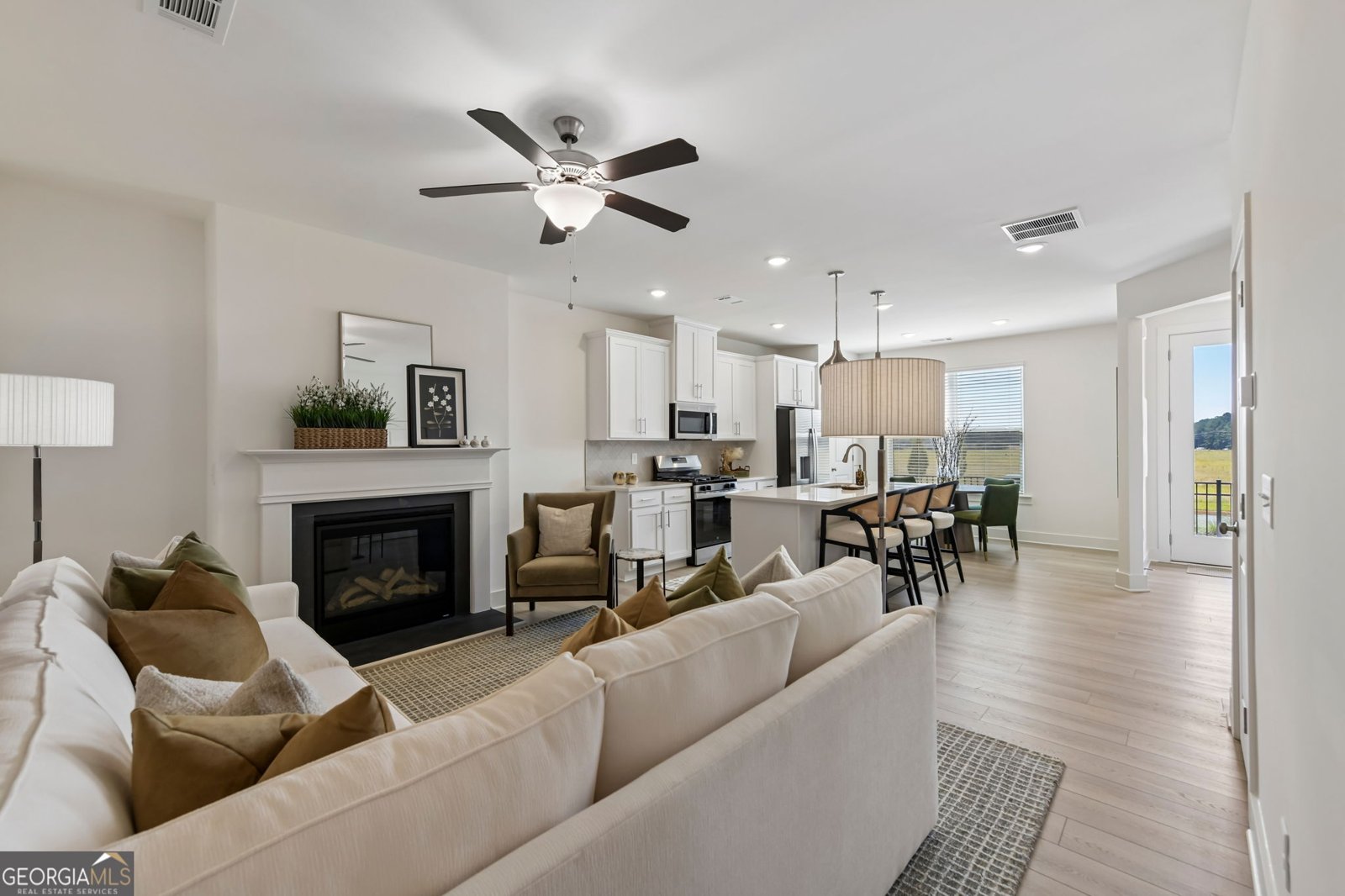263 Barracks Way Hoschton - Photo 6