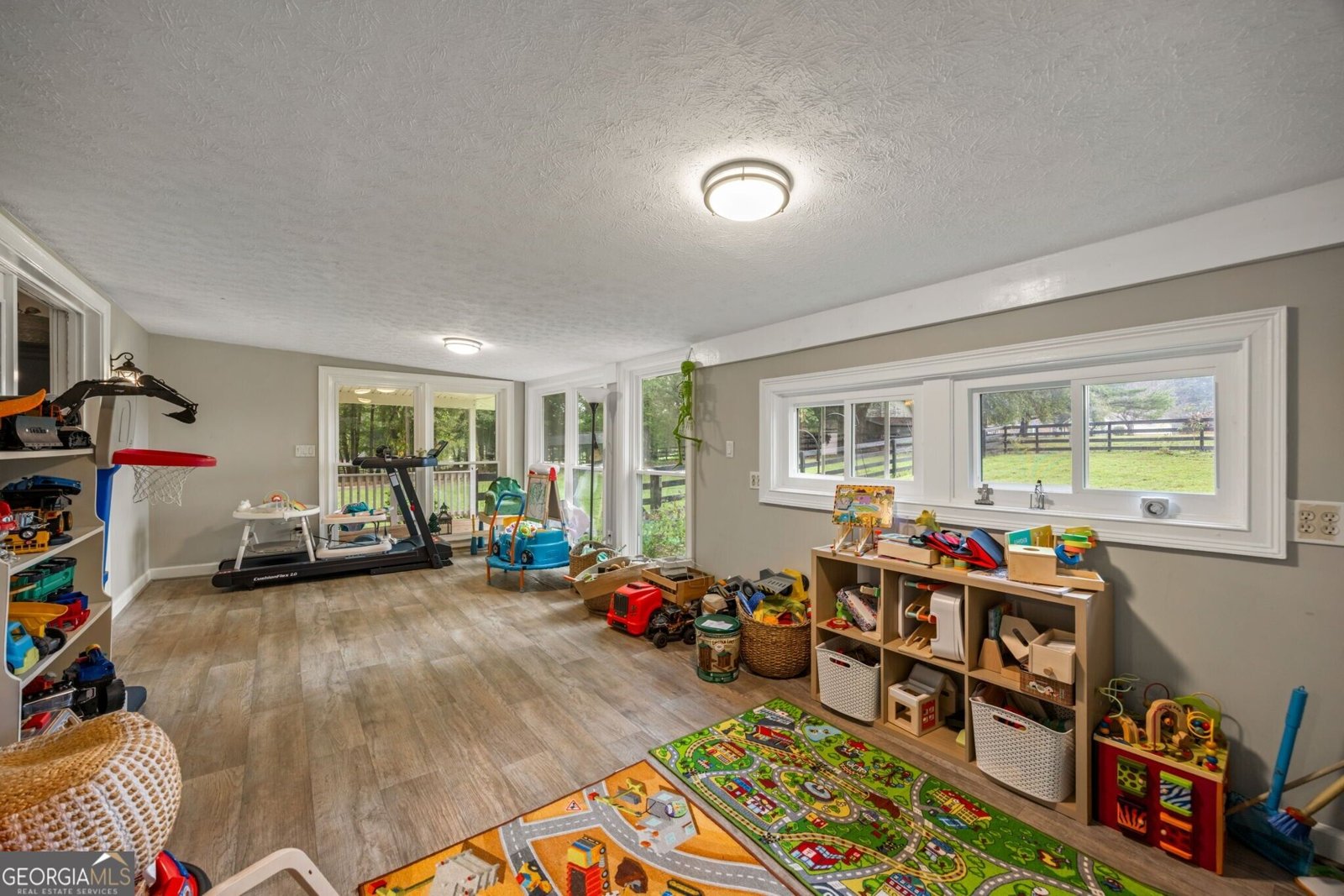 285 Air Acres Way Woodstock - Photo 24