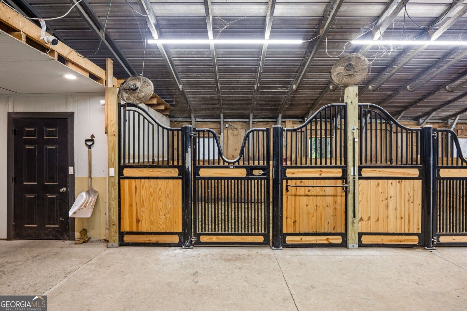 285 Air Acres Way Woodstock - Photo 30