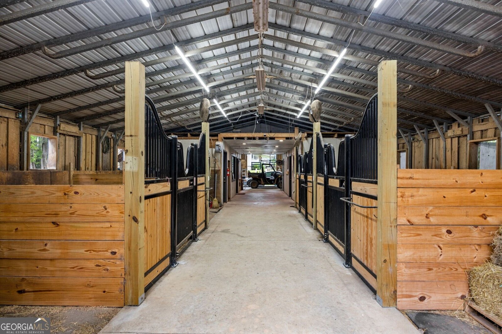 285 Air Acres Way Woodstock - Photo 31