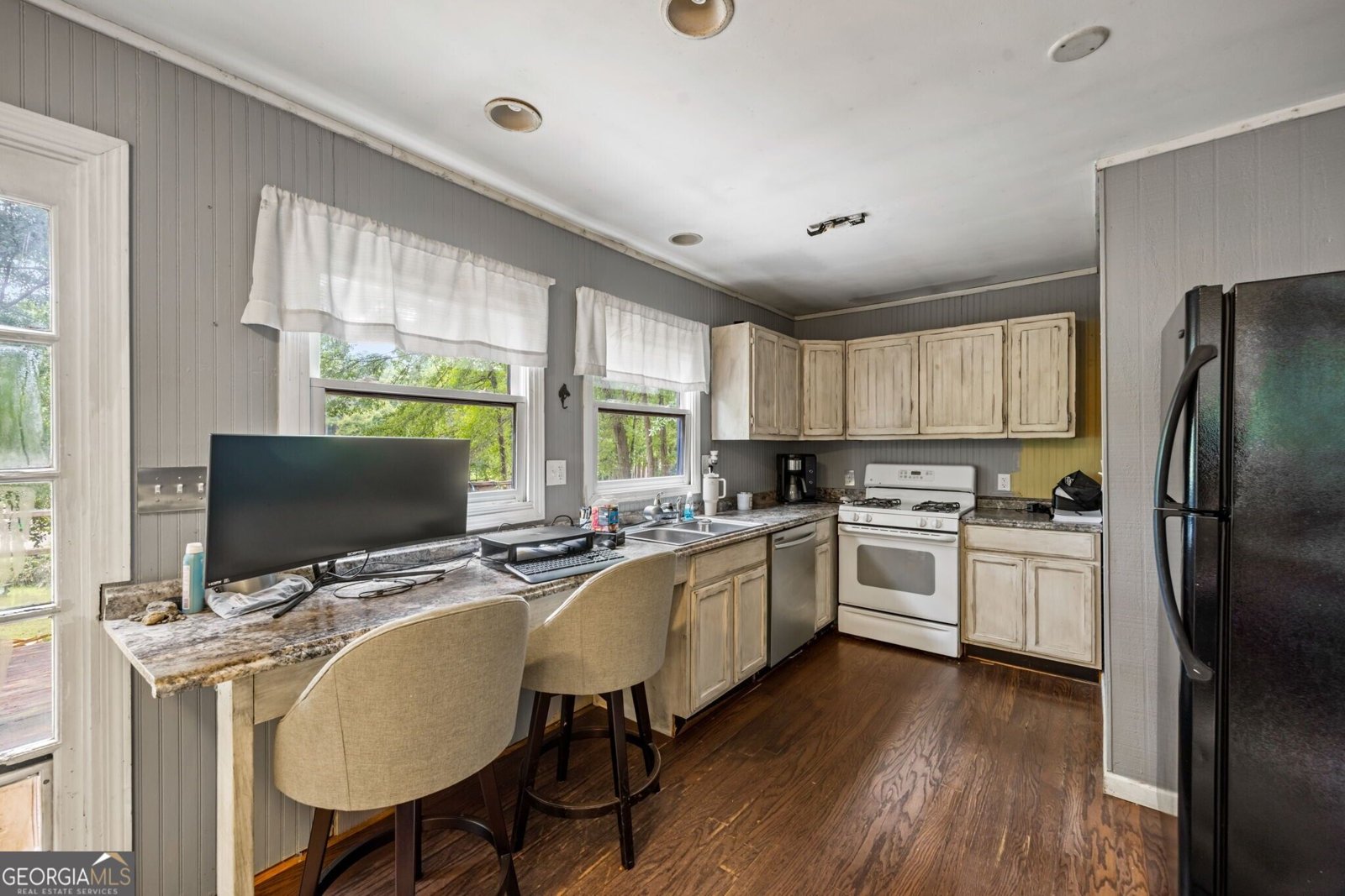 285 Air Acres Way Woodstock - Photo 35