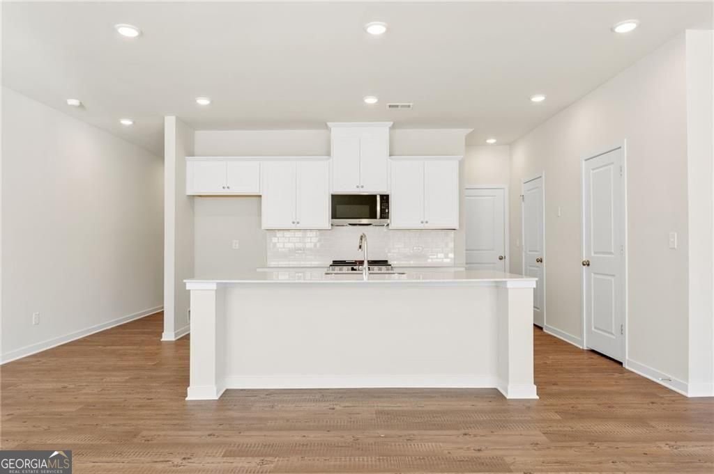 7485 Clover Lane Flowery Branch - Photo 8