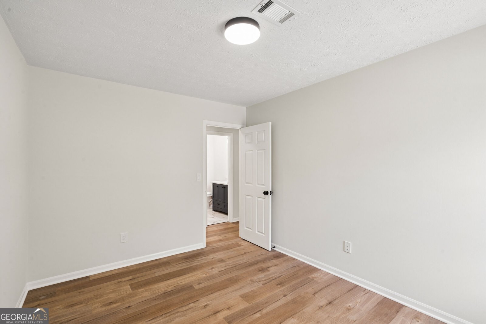 6361 Valley Dale Drive Riverdale - Photo 13