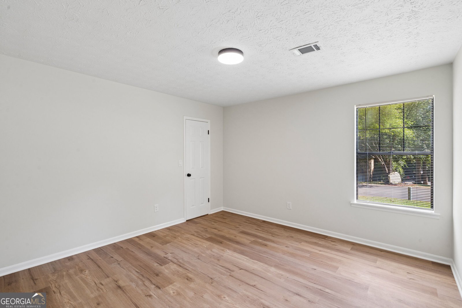 6361 Valley Dale Drive Riverdale - Photo 15