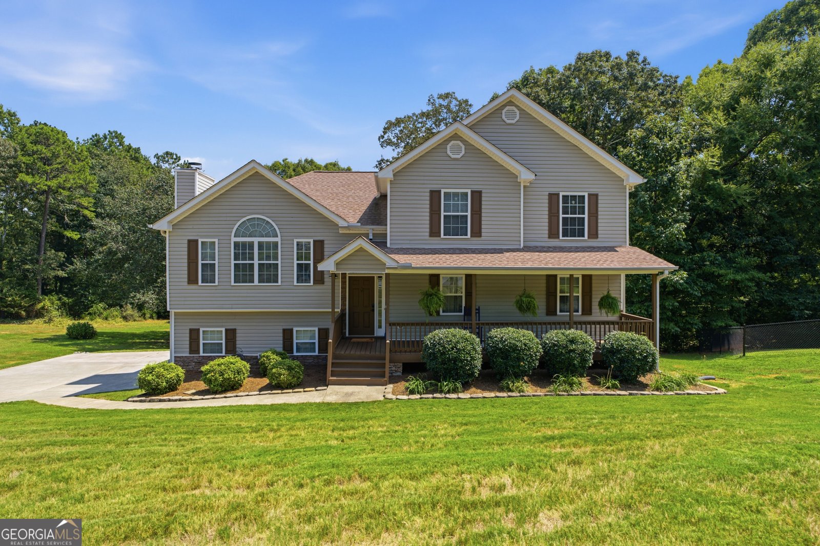 71 Hopkins Farm Drive Adairsville - main photo