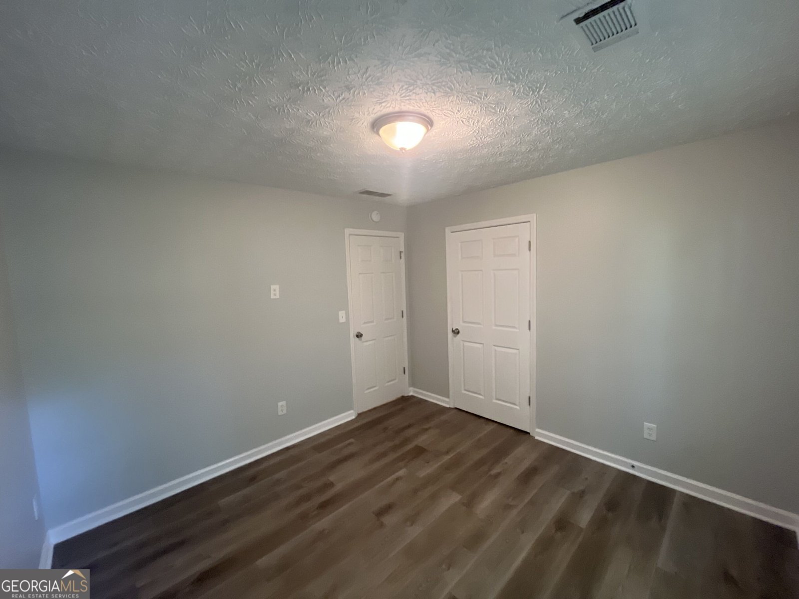 35 Creekview Court Covington - Photo 10