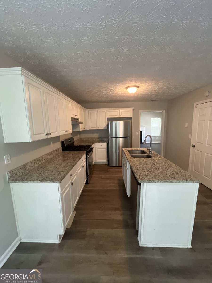 35 Creekview Court Covington - Photo 7