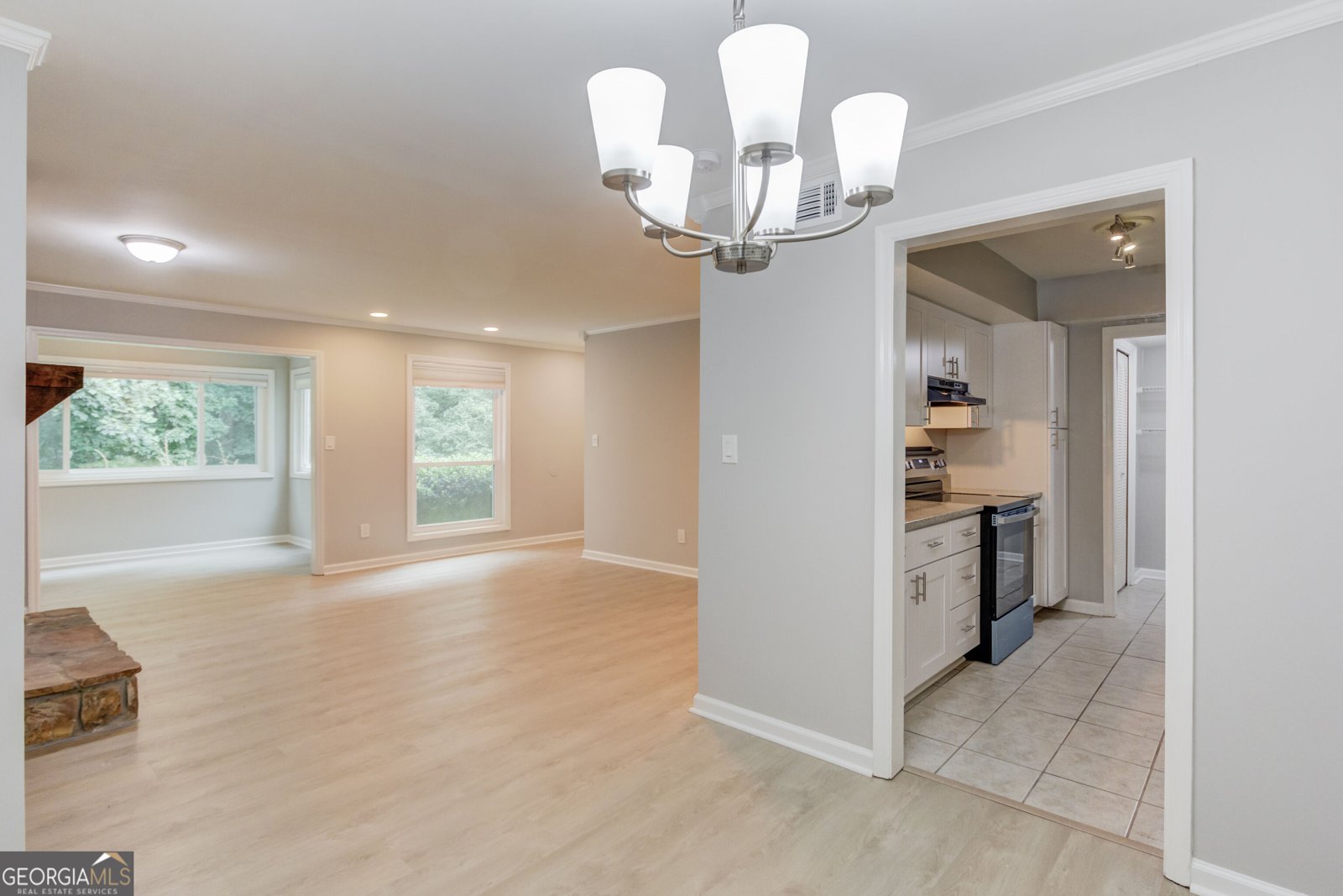 5907 Woodmont Boulevard Peachtree Corners - Photo 6