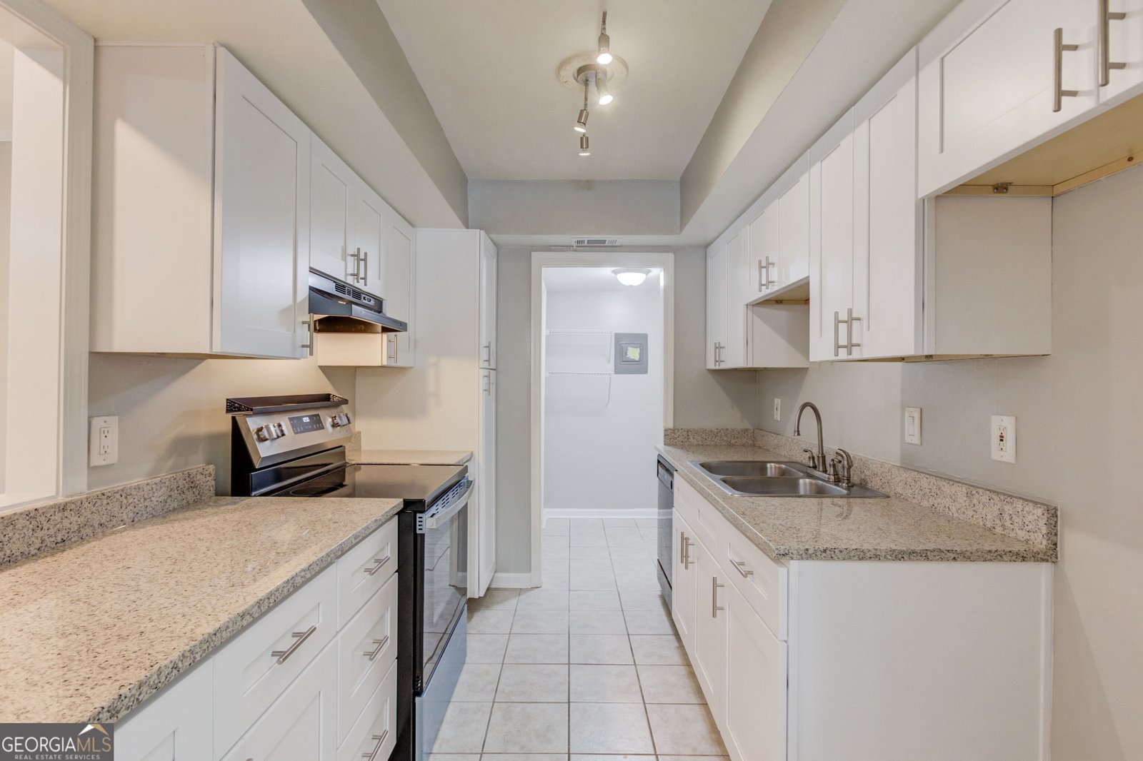 5907 Woodmont Boulevard Peachtree Corners - Photo 8