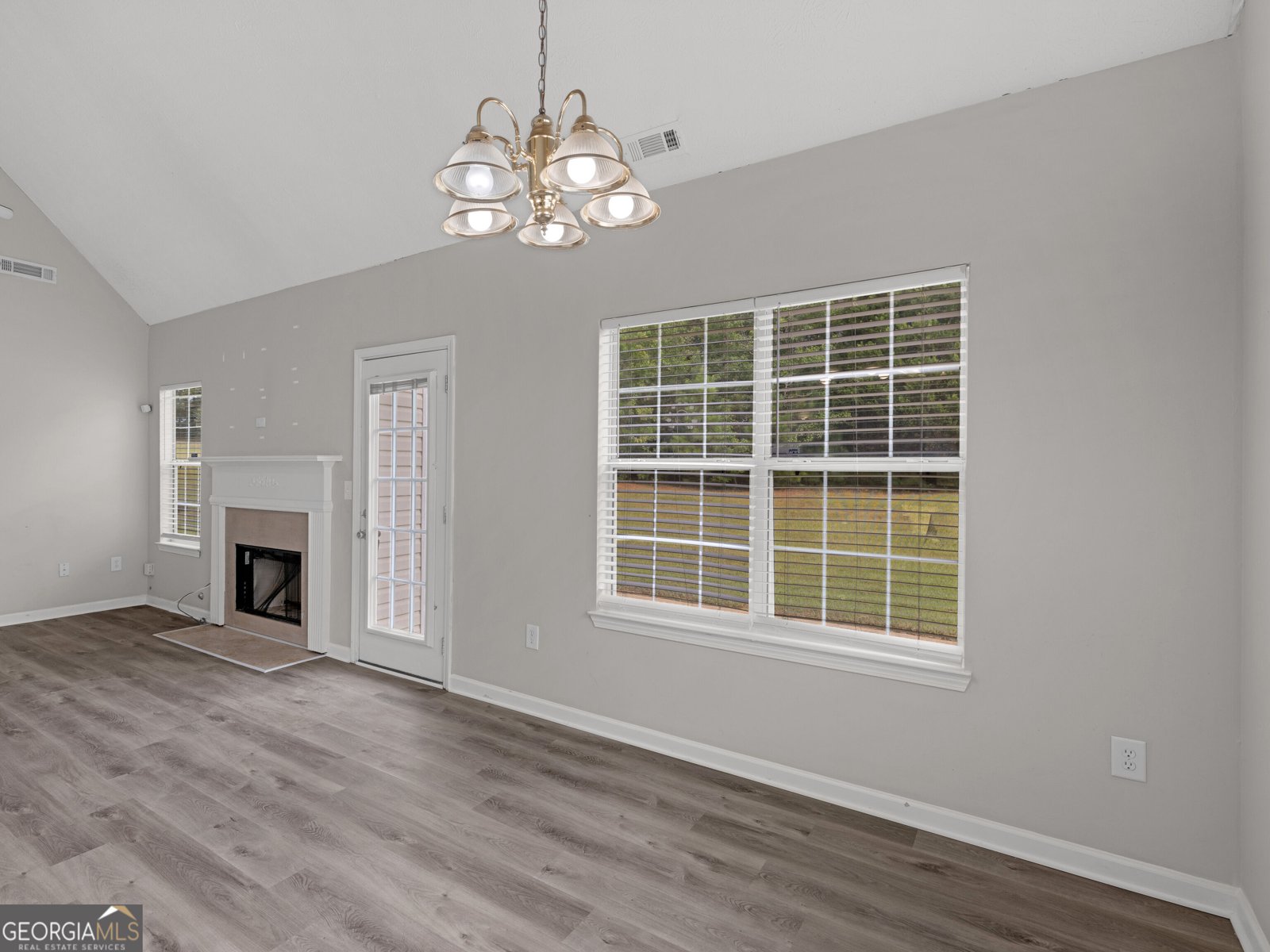 11704 Spring Lake Way Fayetteville - Photo 13