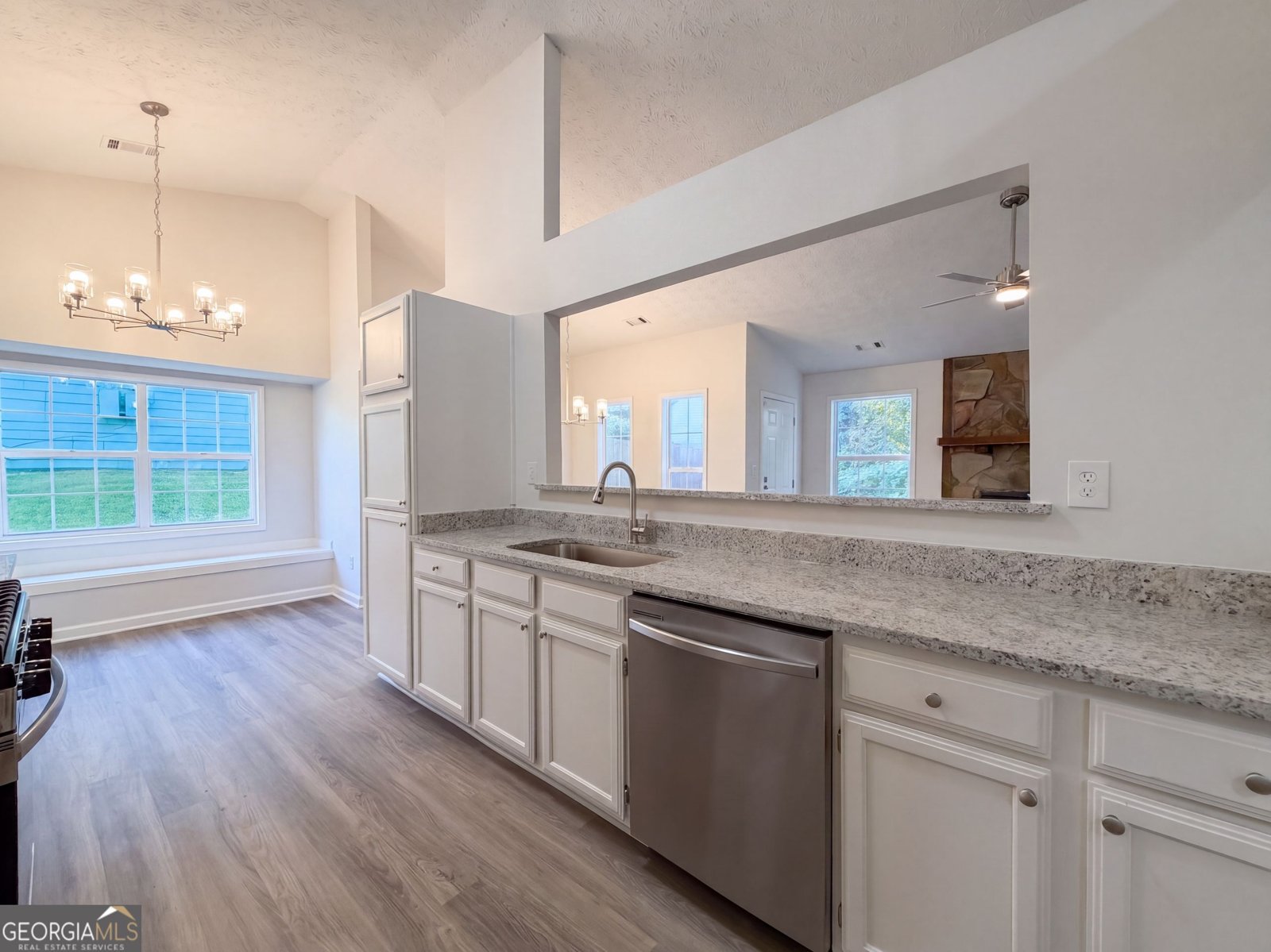 5857 Mistyview Drive Rex - Photo 11