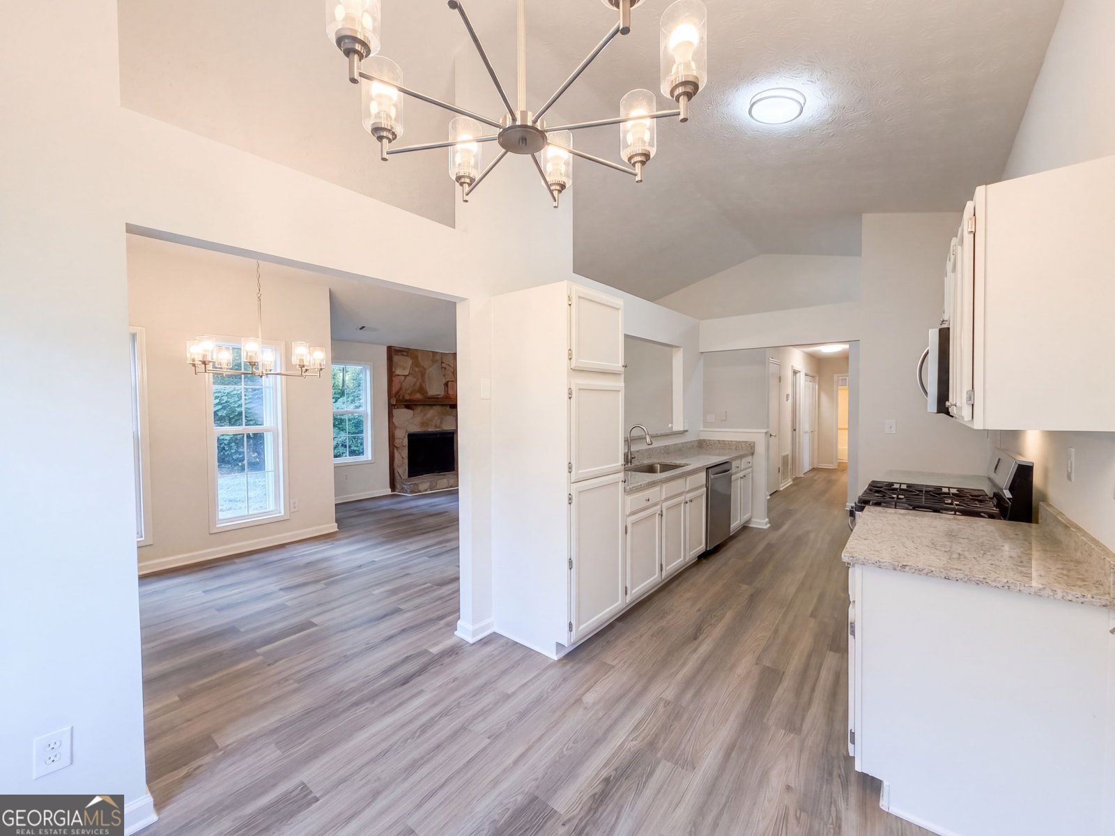 5857 Mistyview Drive Rex - Photo 9