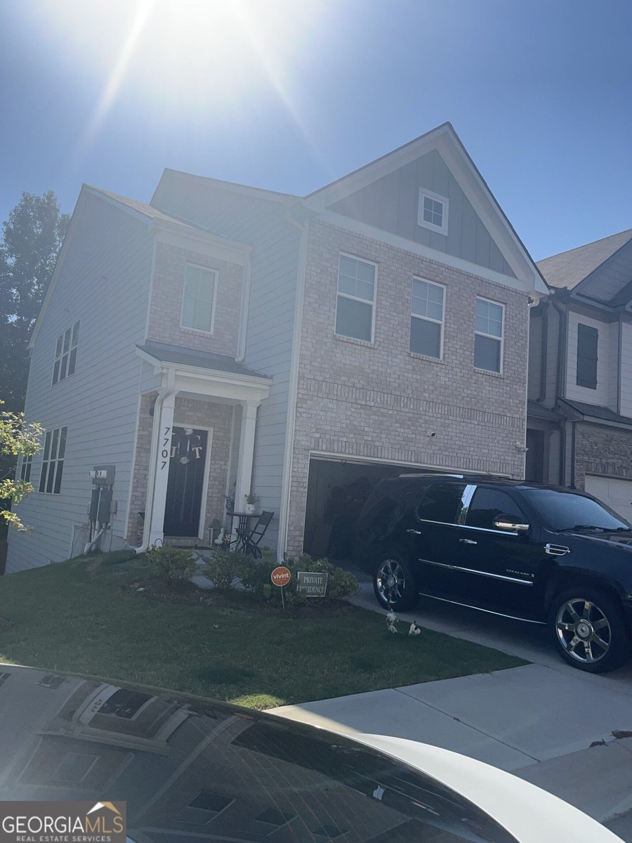 7707 Baron Road Fairburn - main photo