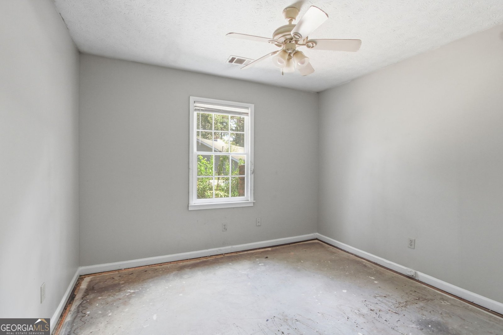 1411 Windy Hill Court Conyers - Photo 11