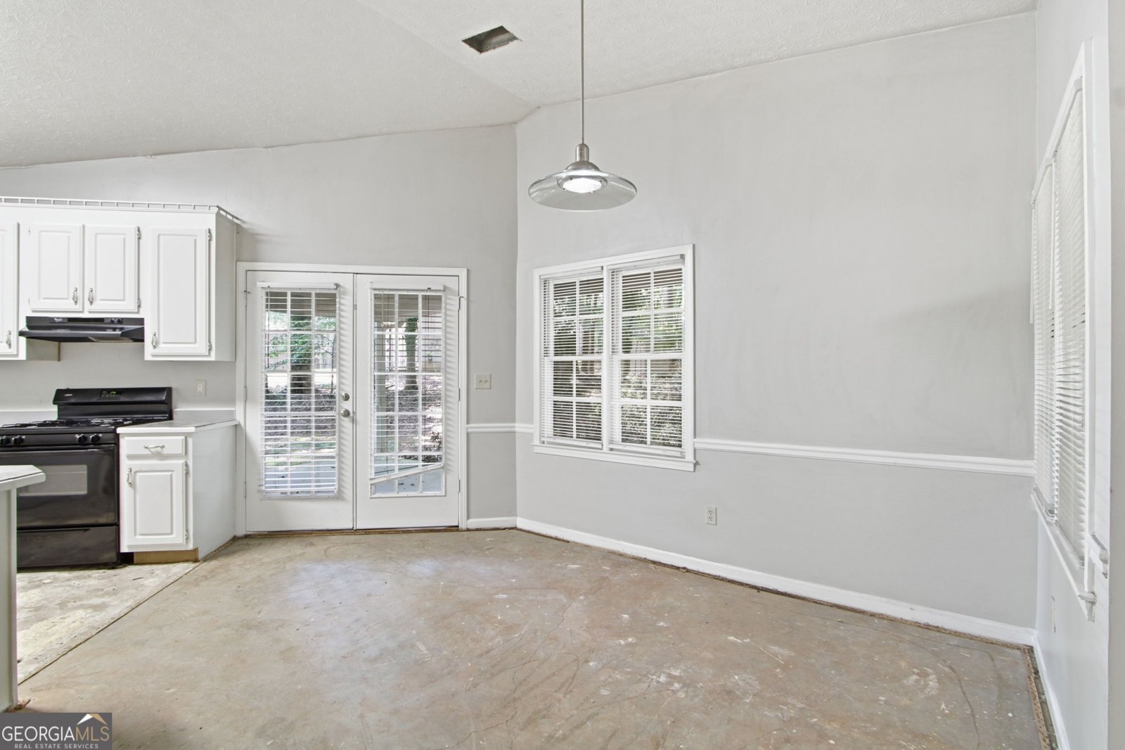 1411 Windy Hill Court Conyers - Photo 6