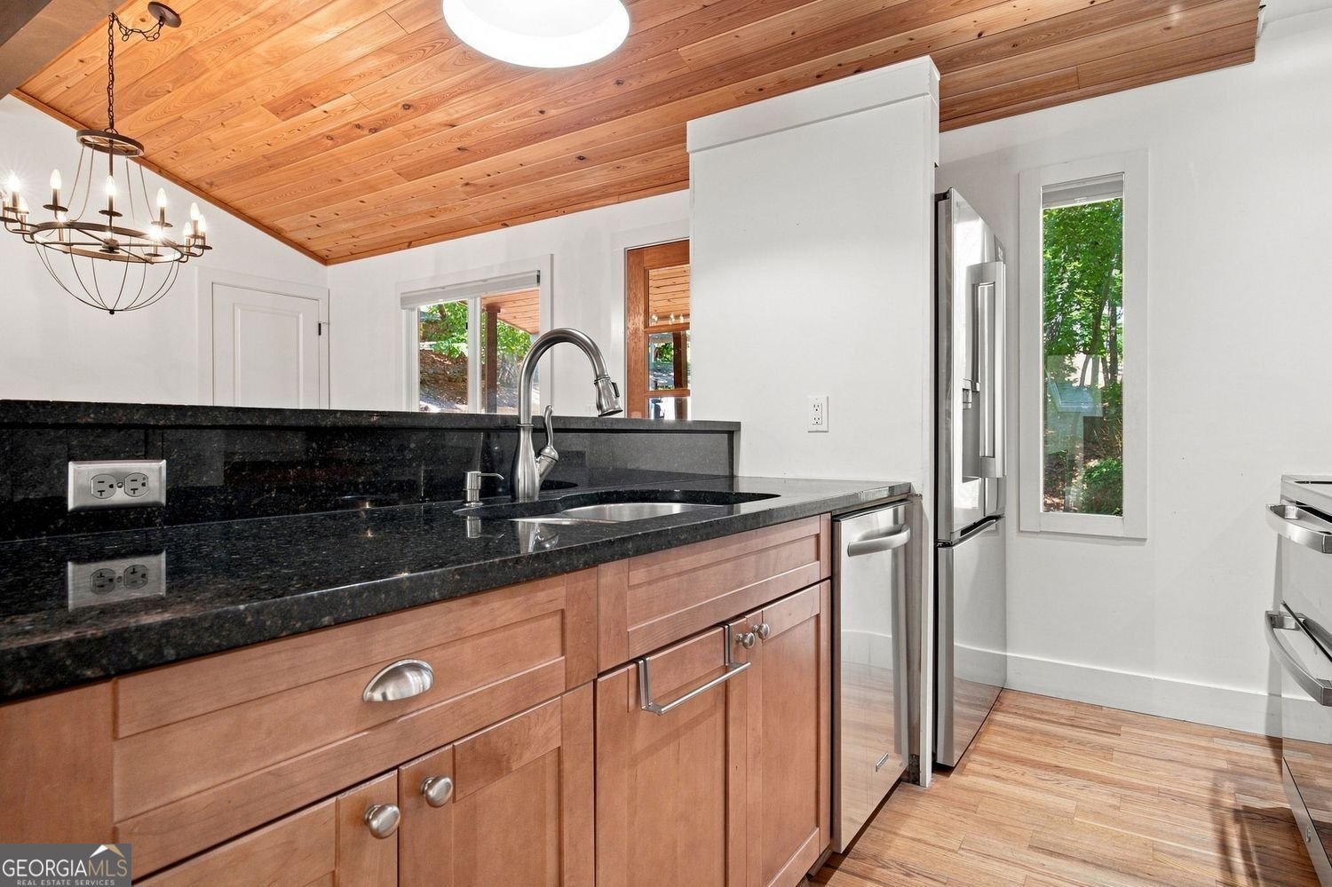 7875 Robin Road Cumming - Photo 17