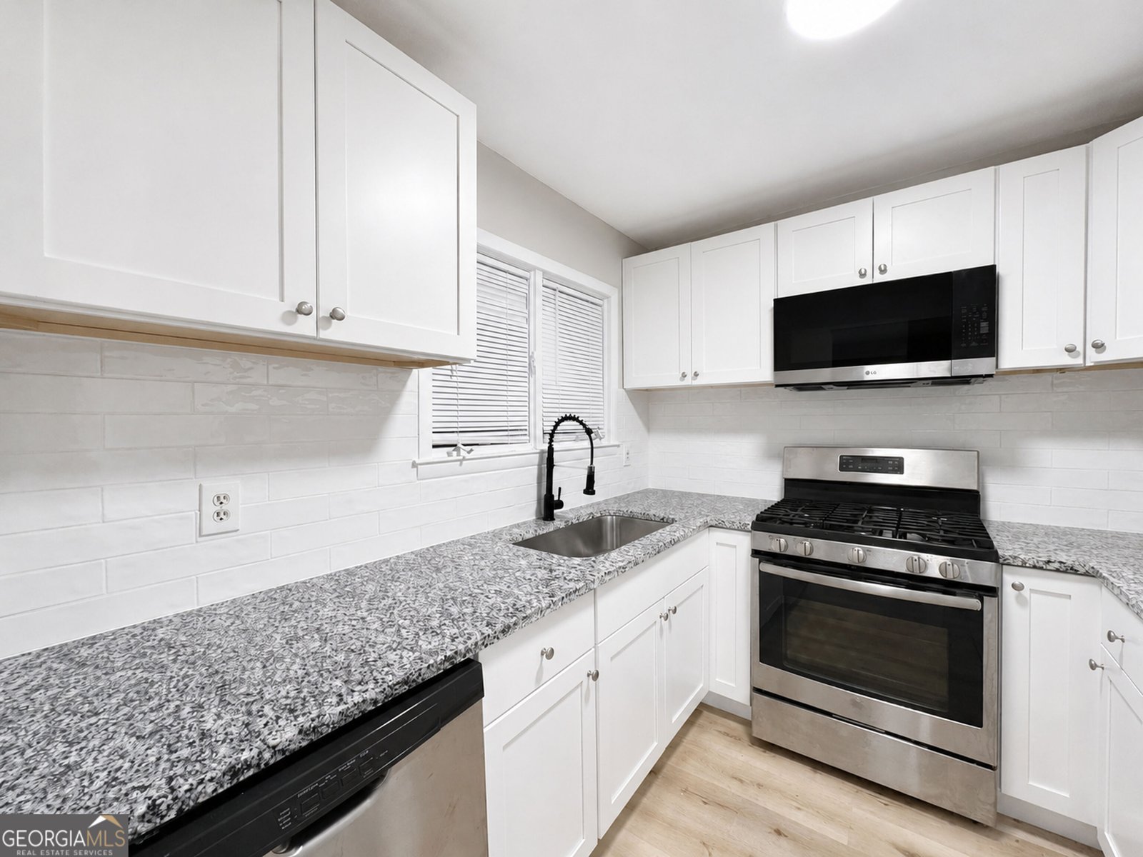 1809 Ashborough Cir SE Marietta - Photo 8
