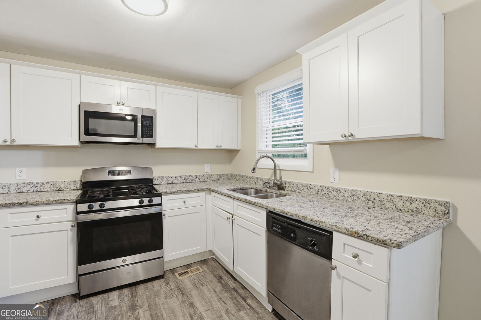 1678 Lee Street Decatur - Photo 12