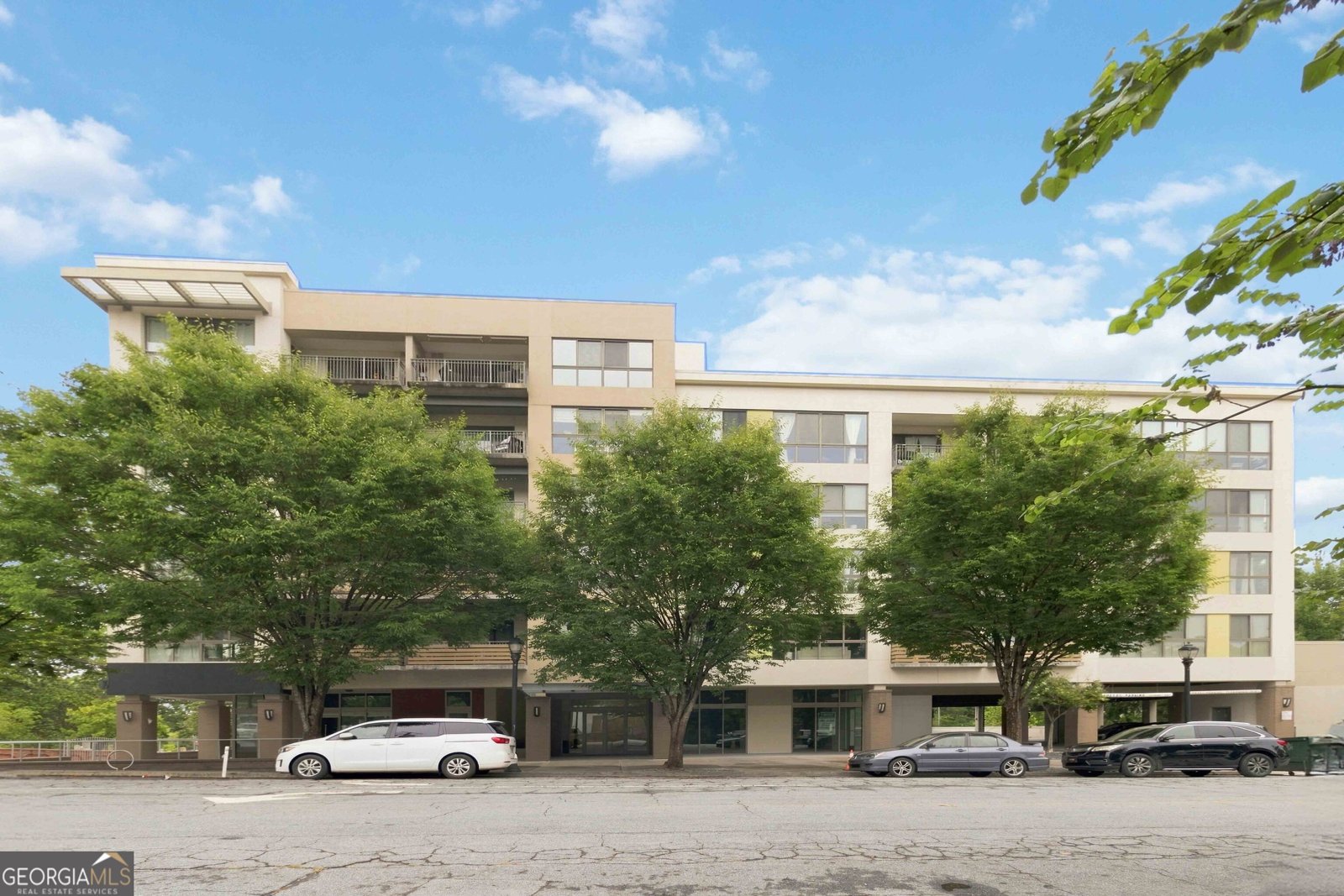 563 Memorial Drive Atlanta - main photo
