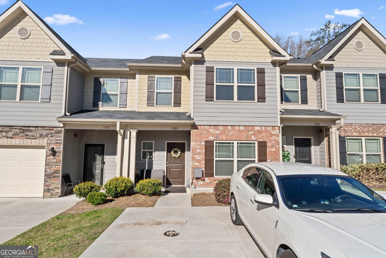 5369 Creekview Way Morrow - main photo