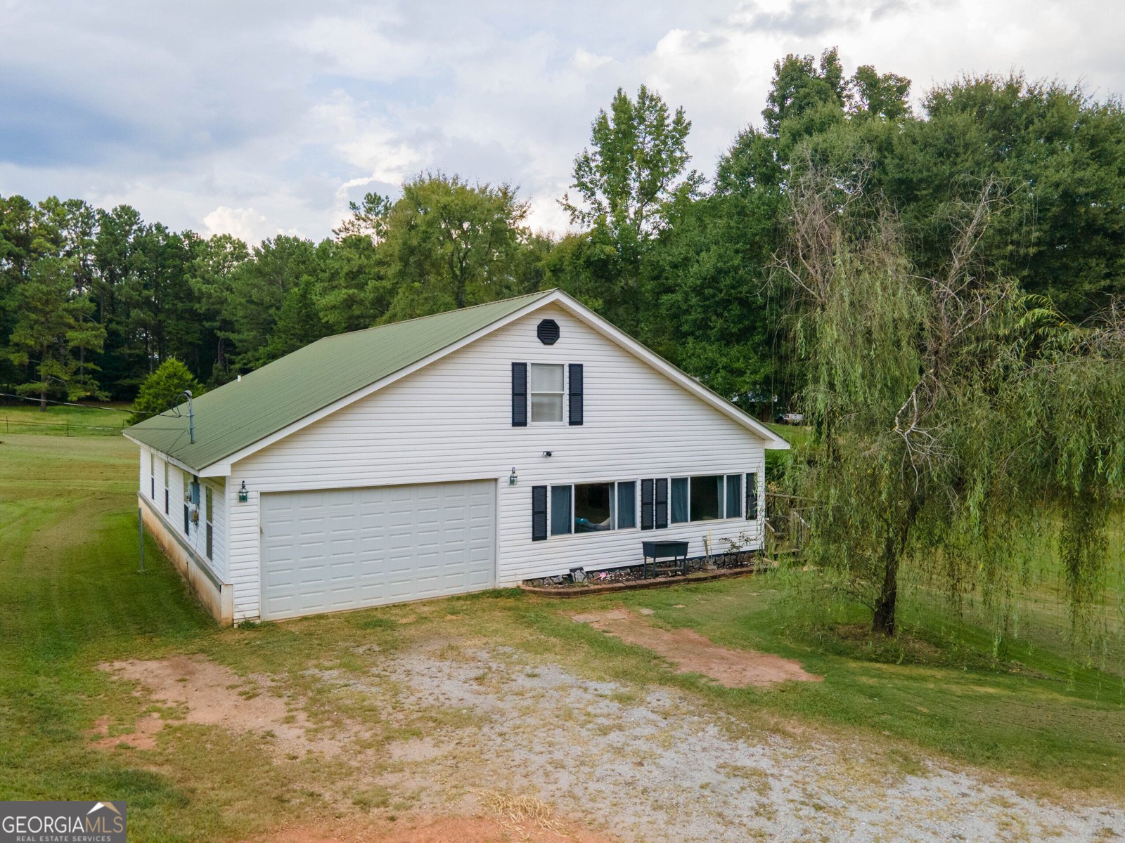 2151 Blue Creek Road Hogansville - main photo