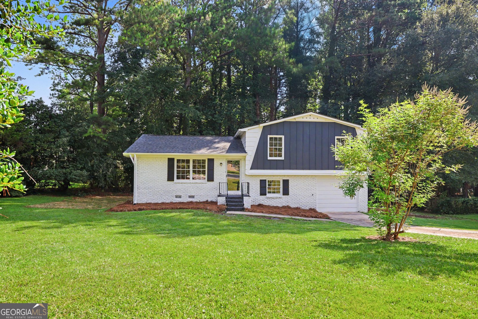 6200 Auburn Drive Riverdale - main photo
