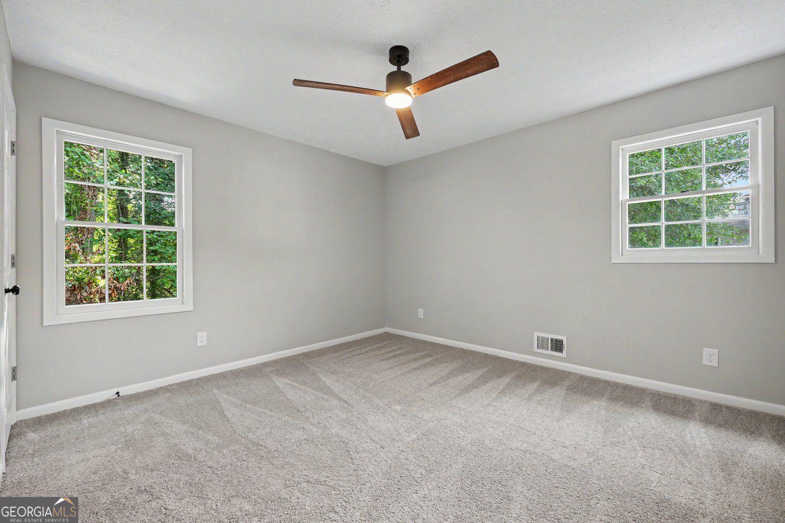 6200 Auburn Drive Riverdale - Photo 12