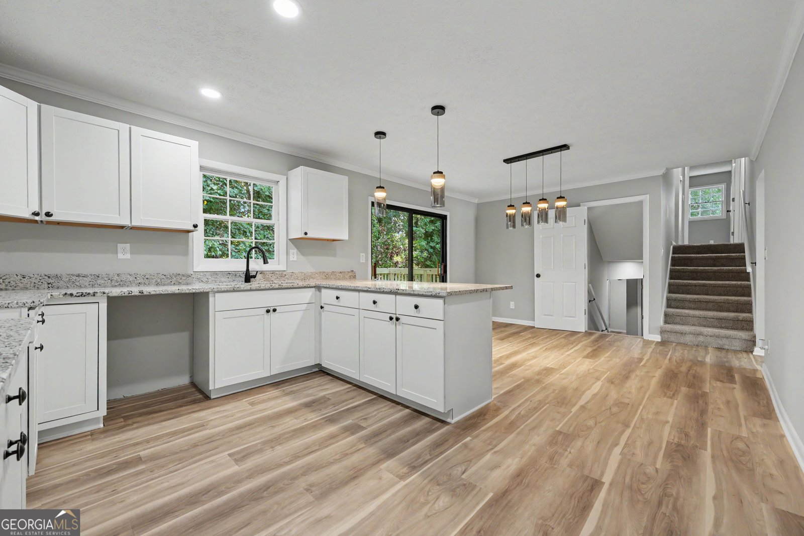 6200 Auburn Drive Riverdale - Photo 9
