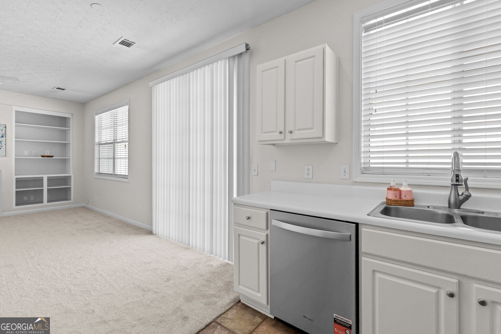 201 Harmony Court Milton - Photo 14