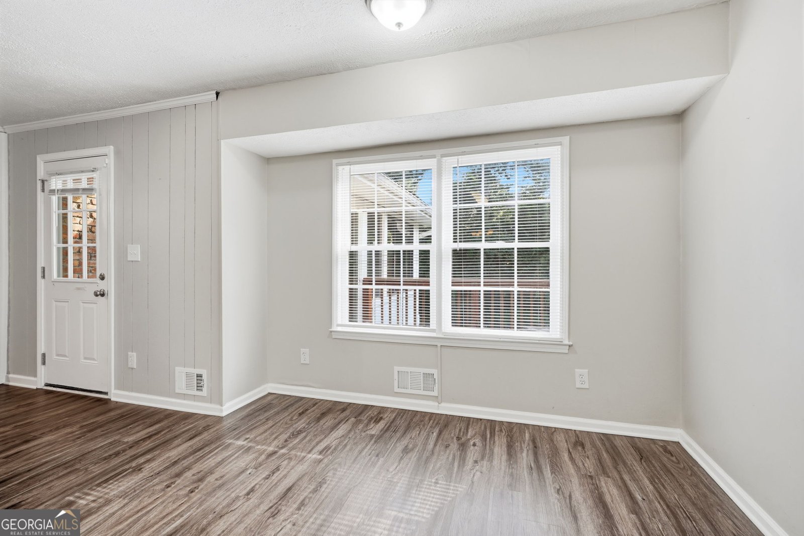 4270 Cove Way Marietta - Photo 9