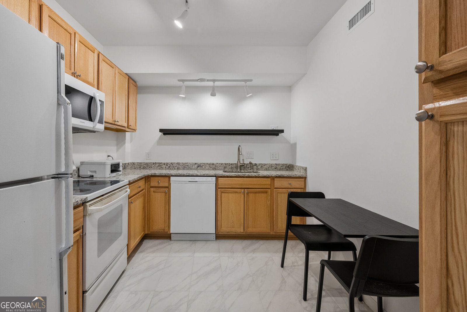 2024 Gramercy Circle Chamblee - Photo 38