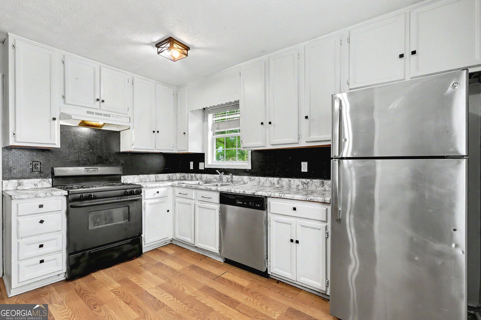 407 Sheppard Crossing Court Stone Mountain - Photo 12
