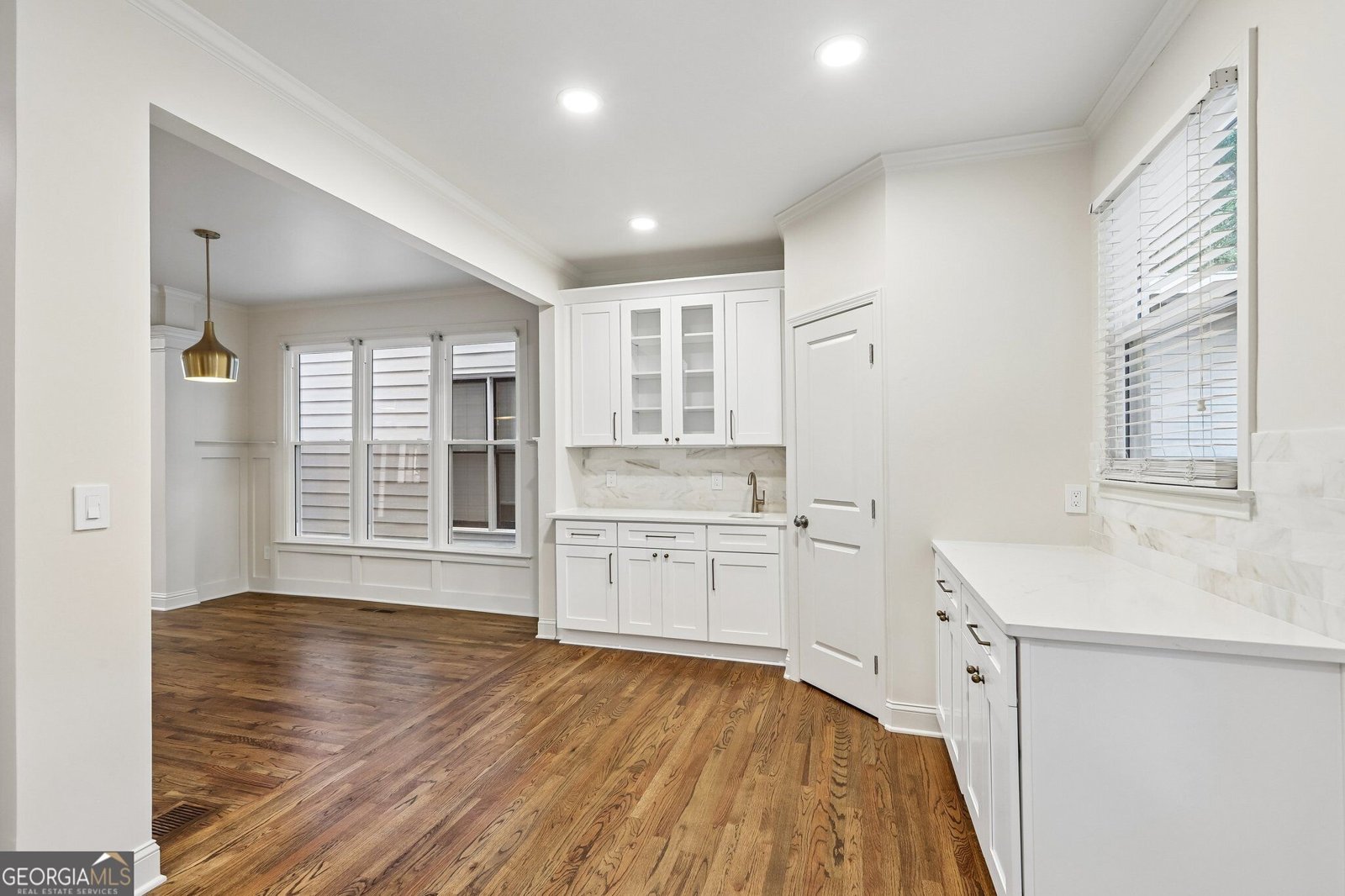 2237 Parkview Court Atlanta - Photo 7