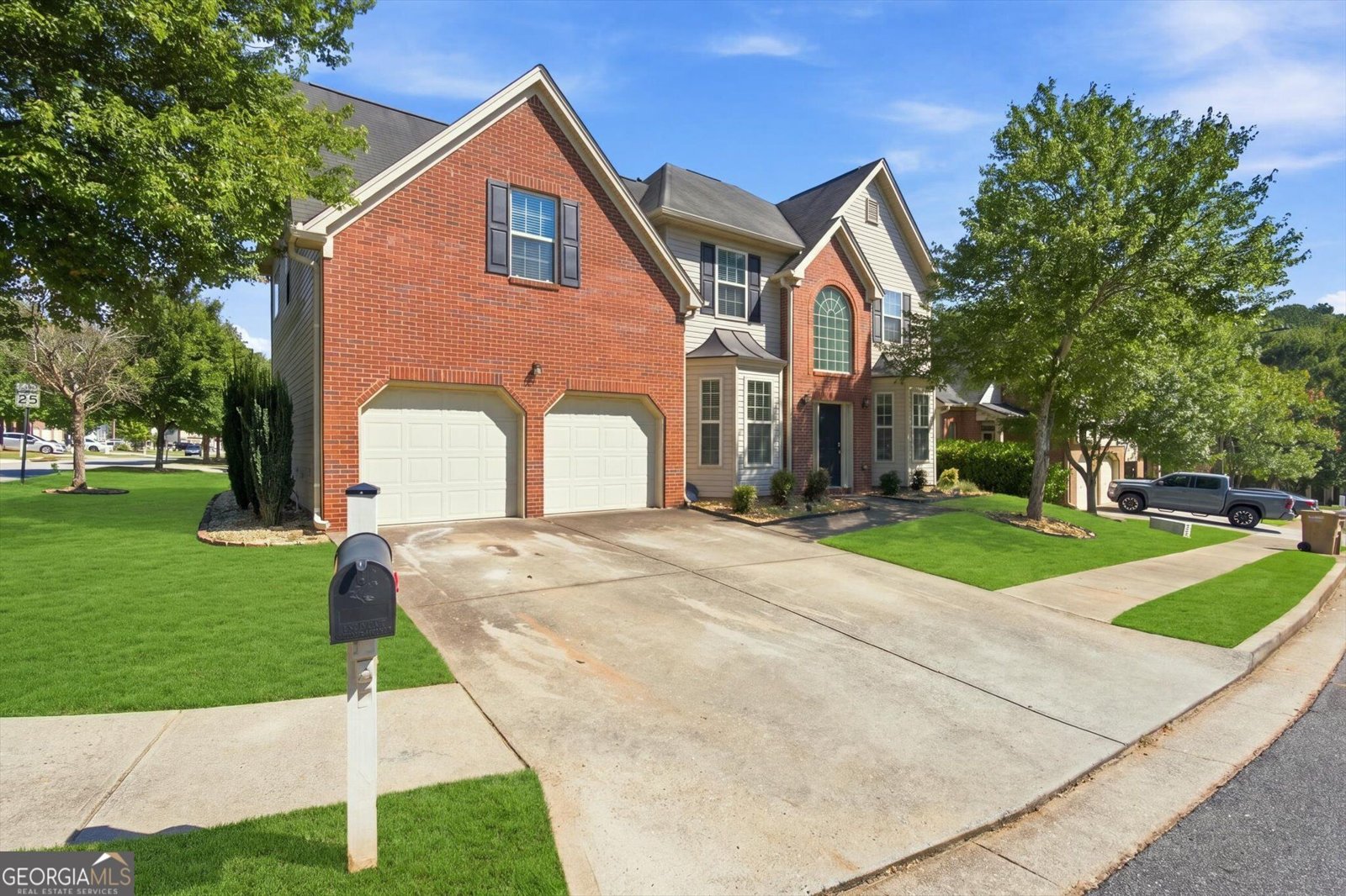 4855 Chimney Hill Court Austell - main photo
