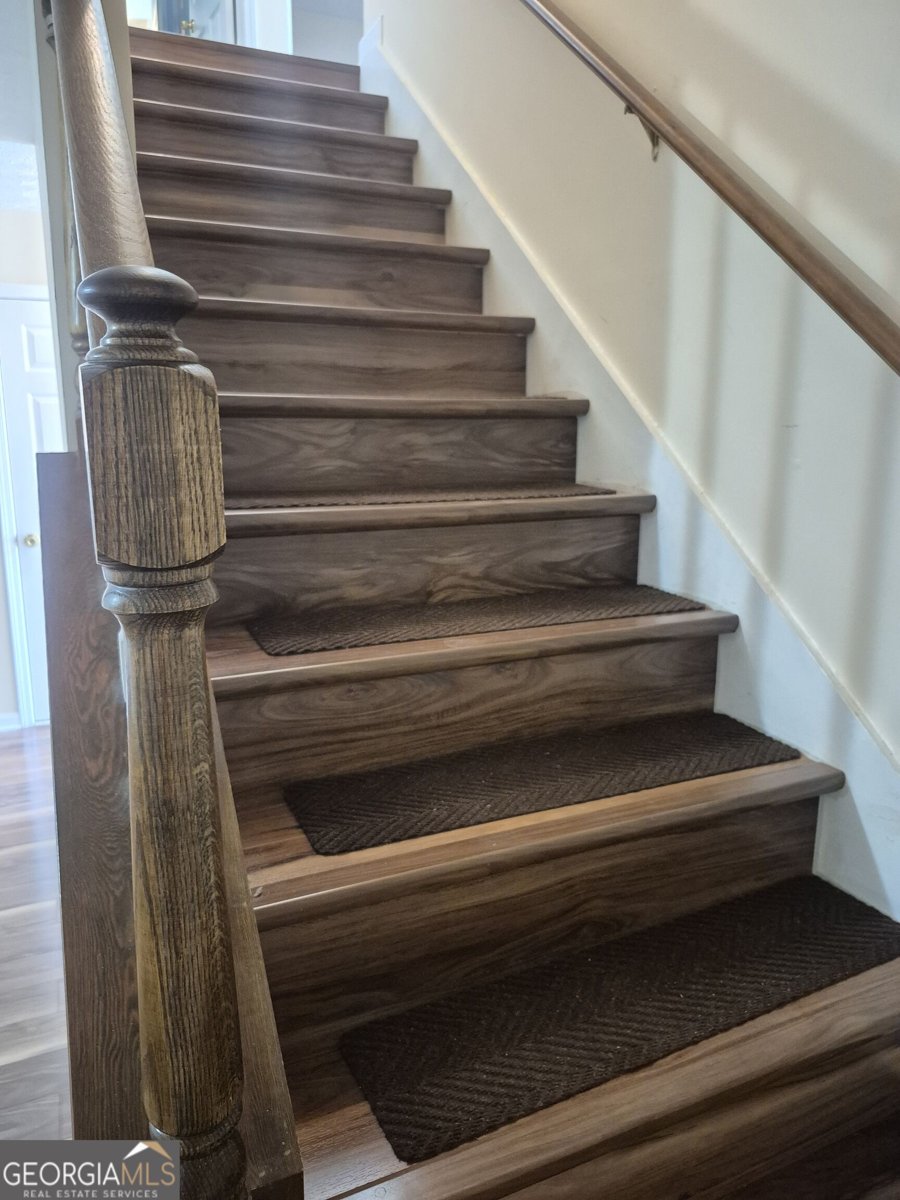 2100 Wedgewood Drive Stone Mountain - Photo 6