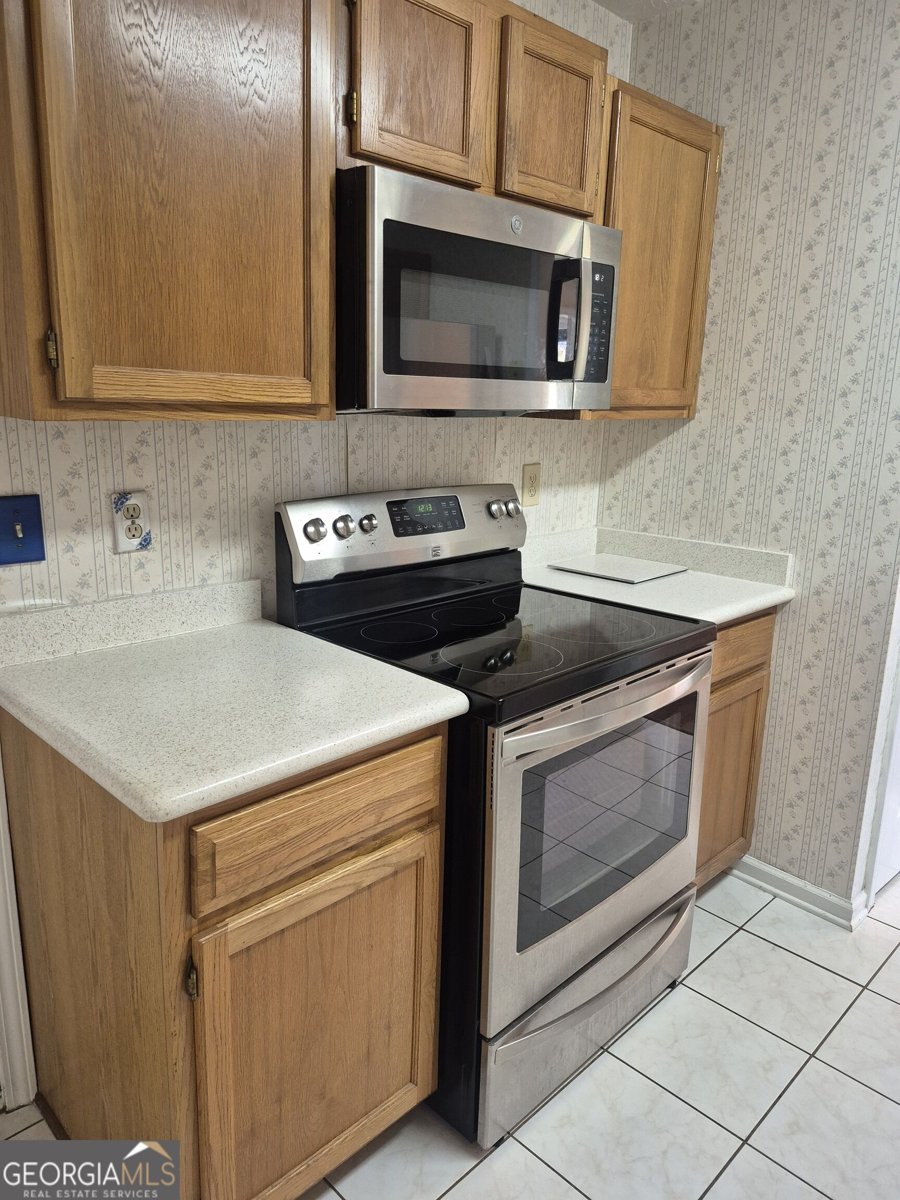 2100 Wedgewood Drive Stone Mountain - Photo 8