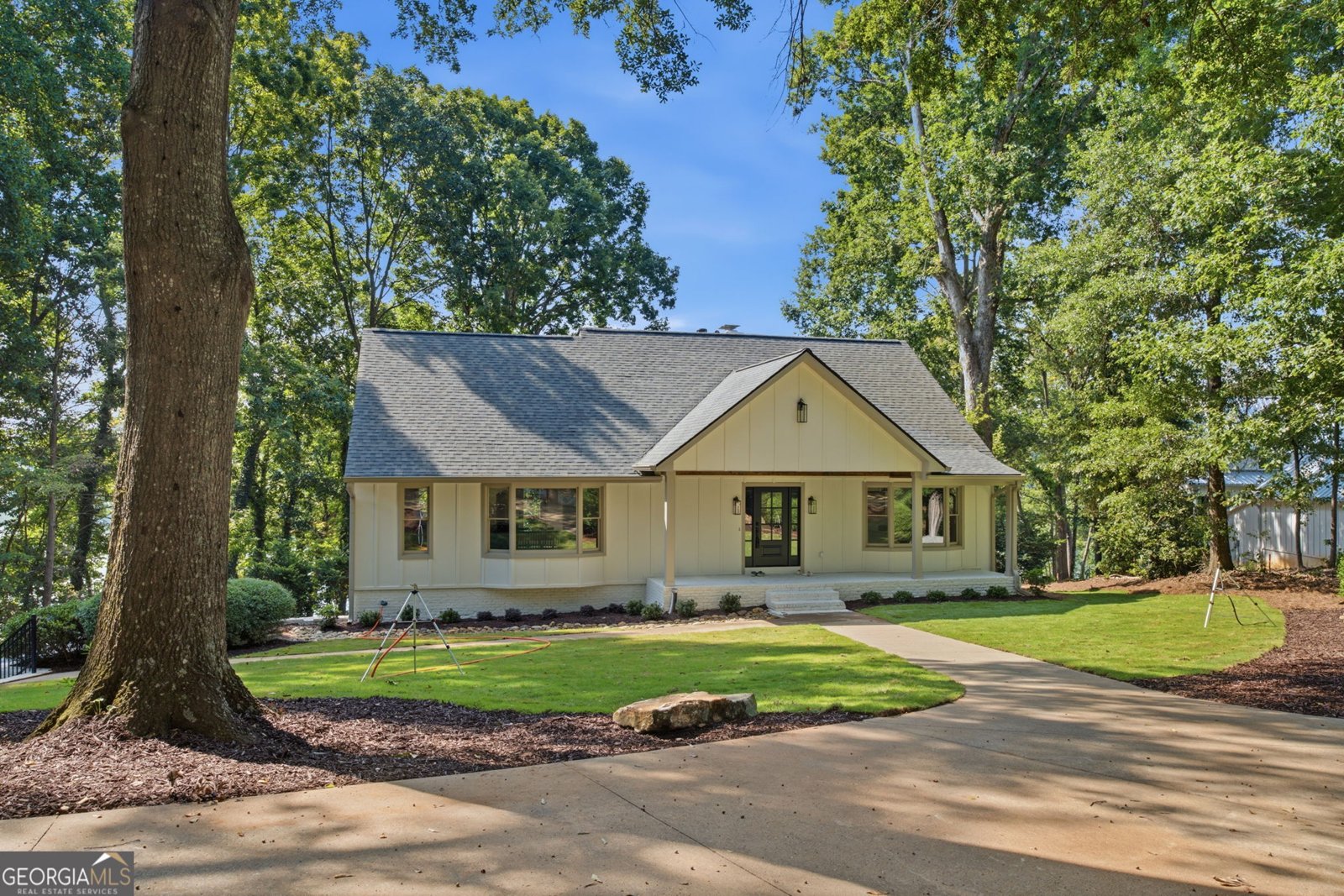 2585 Bridgewater Circle Gainesville - main photo