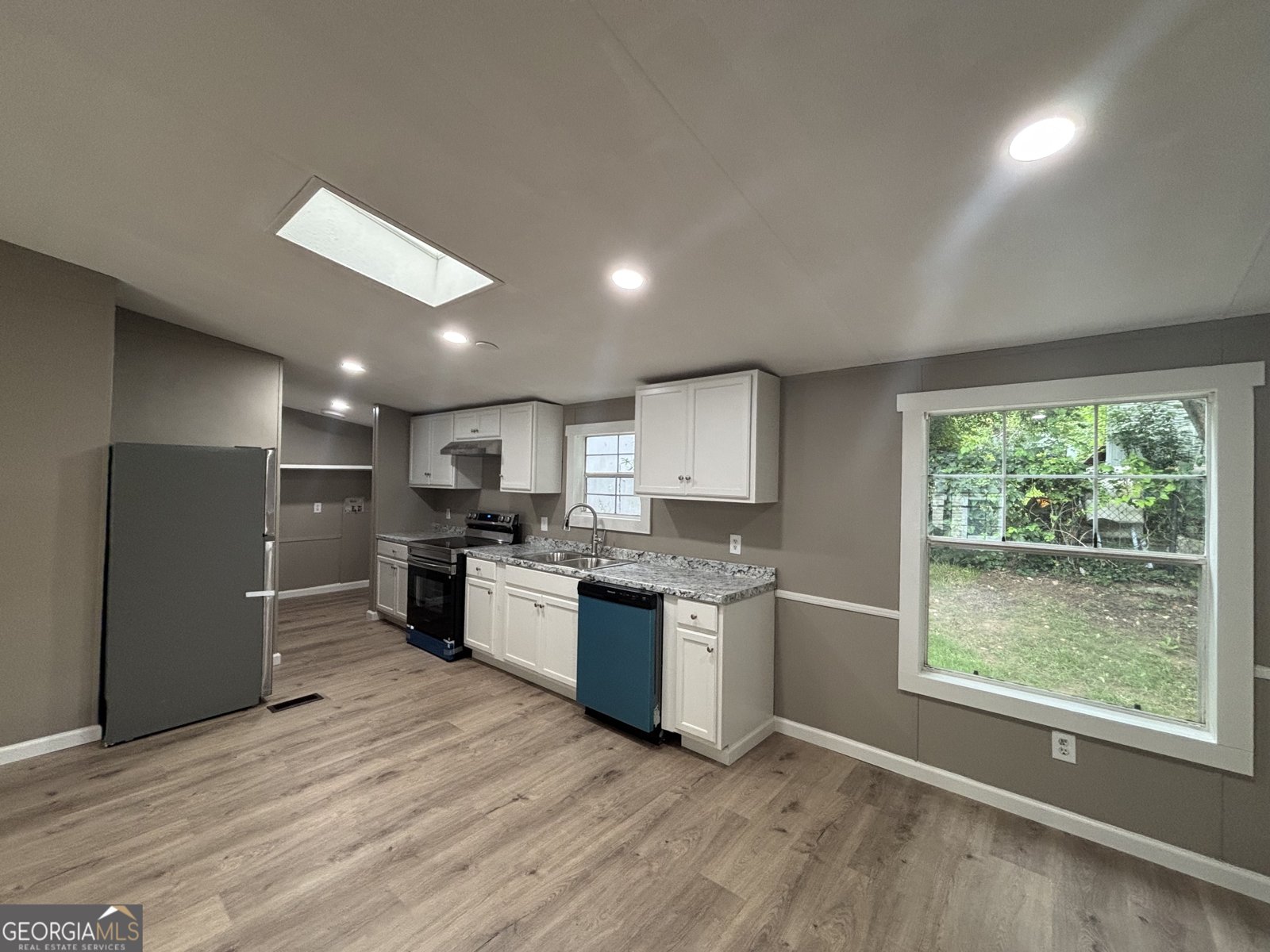 225 Stratford Drive Hampton - Photo 6