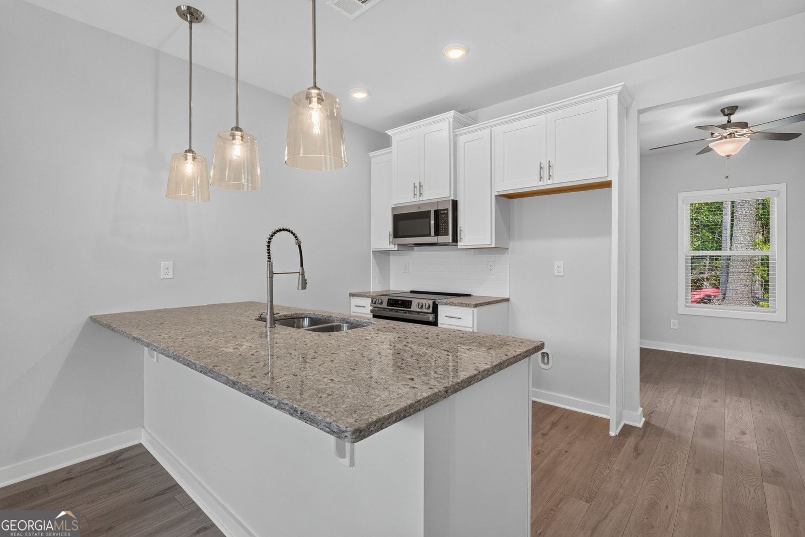 410 Dempsey Drive Fayetteville - Photo 6