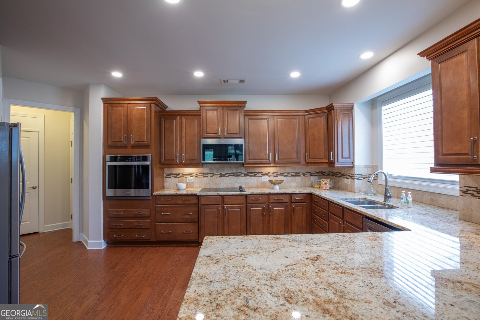 3609 Blue Cypress Cove Gainesville - Photo 7